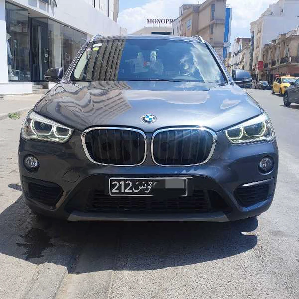 Carte voiture BMW X1