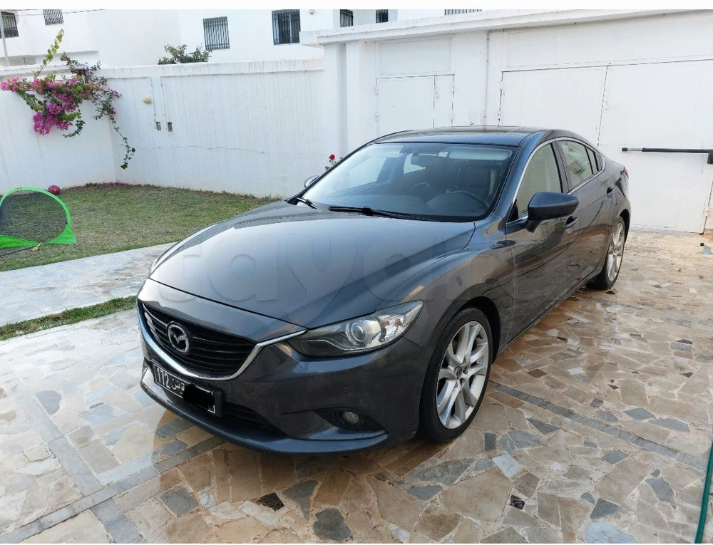 Carte voiture Mazda 6