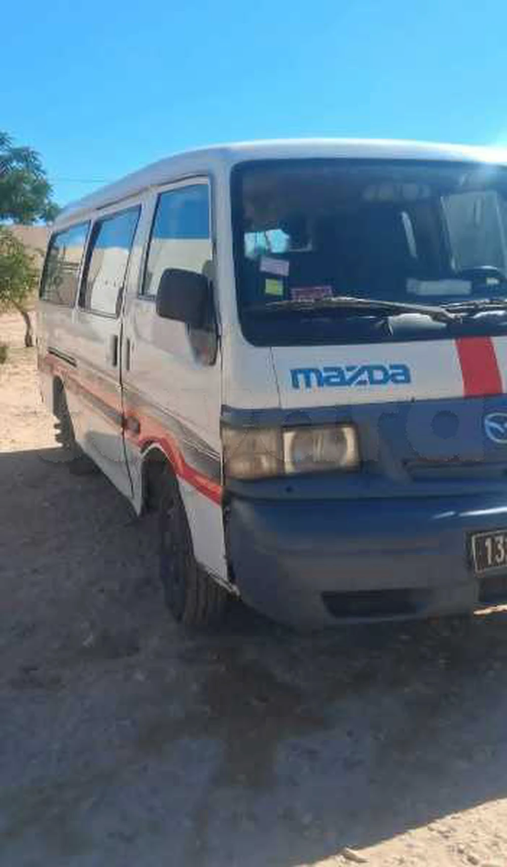 Carte voiture Mazda E2000