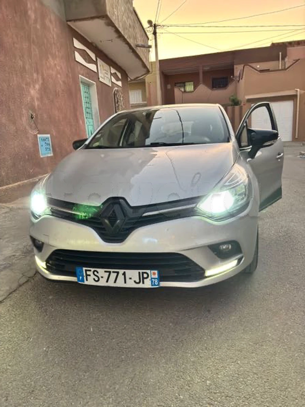 Carte voiture Renault Clio