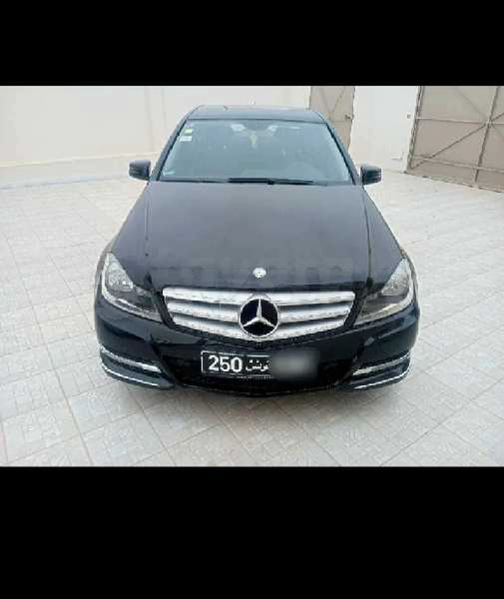 Carte voiture Mercedes-Benz 220