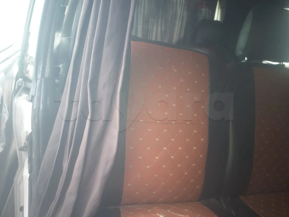 Hyundai H-1
