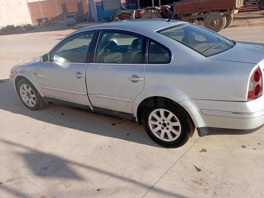 Carte voiture Volkswagen Passat