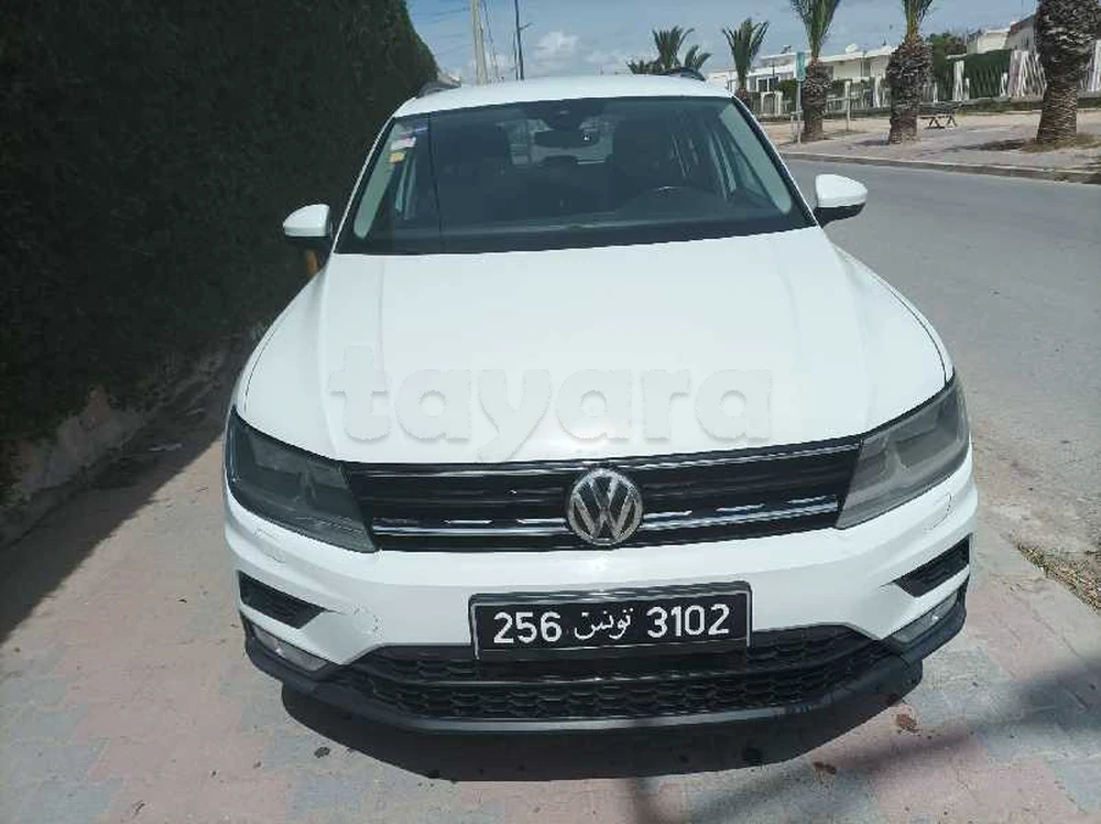 Carte voiture Volkswagen Tiguan