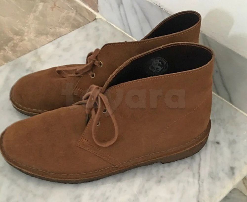 chaussures hommes boots CLARKS ORIGINALS . chaussure T 42,5 . interieur cuir , peu portées. 70 DT 22510860 La marsa