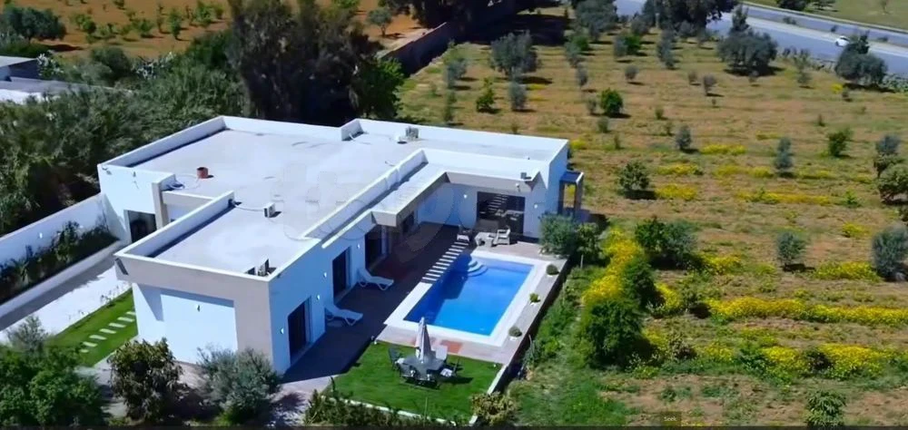 villa à grombalia sur autoroute hammemt A1
