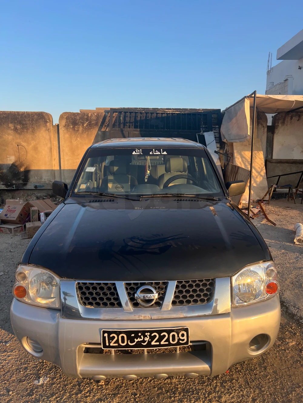 Nissan Pick up