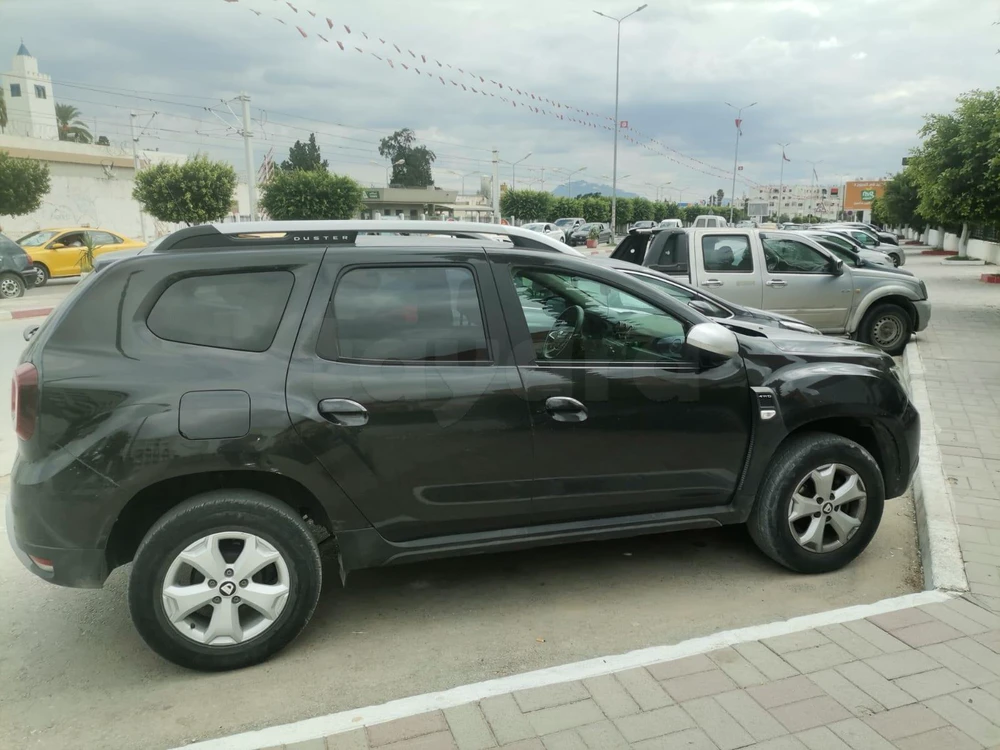 Carte voiture Dacia Duster