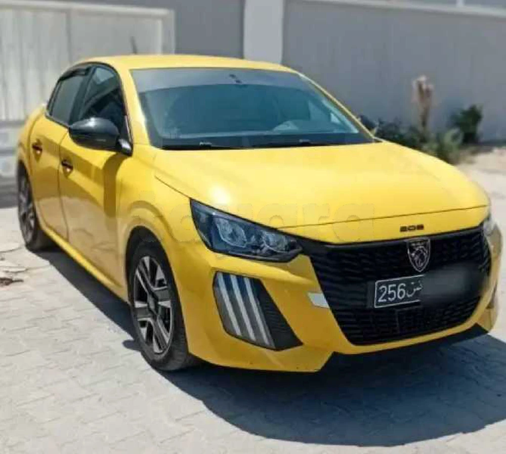 Peugeot 208
