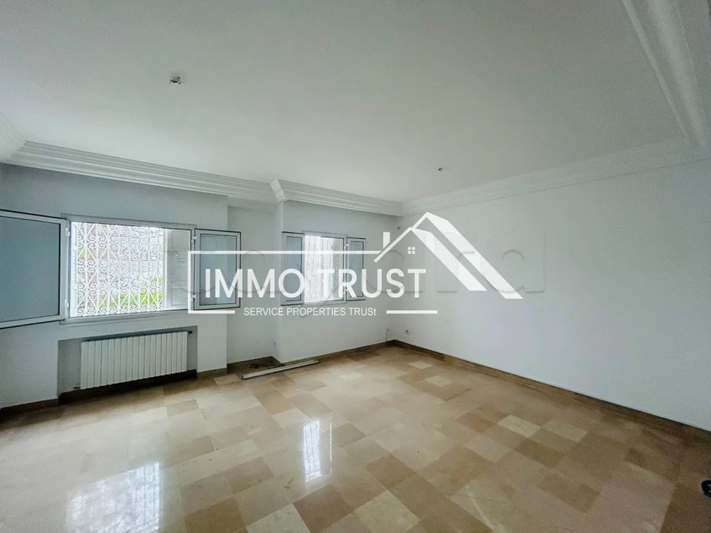 🏠Appartement S+3 à La Marsa