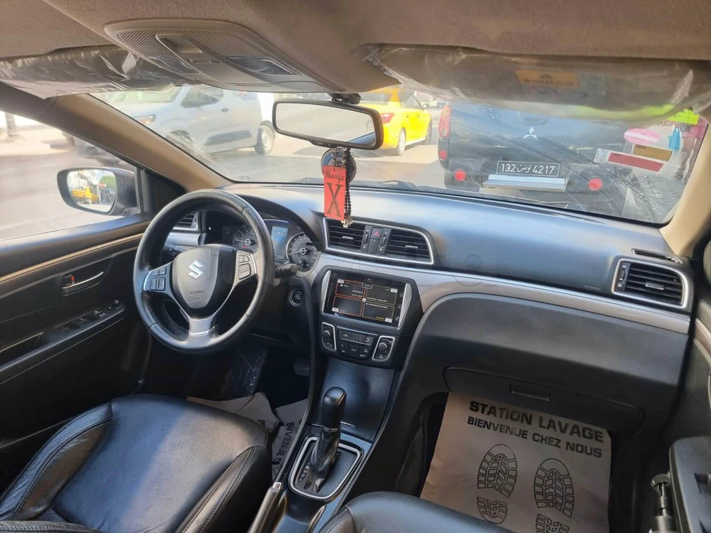 Suzuki Baleno