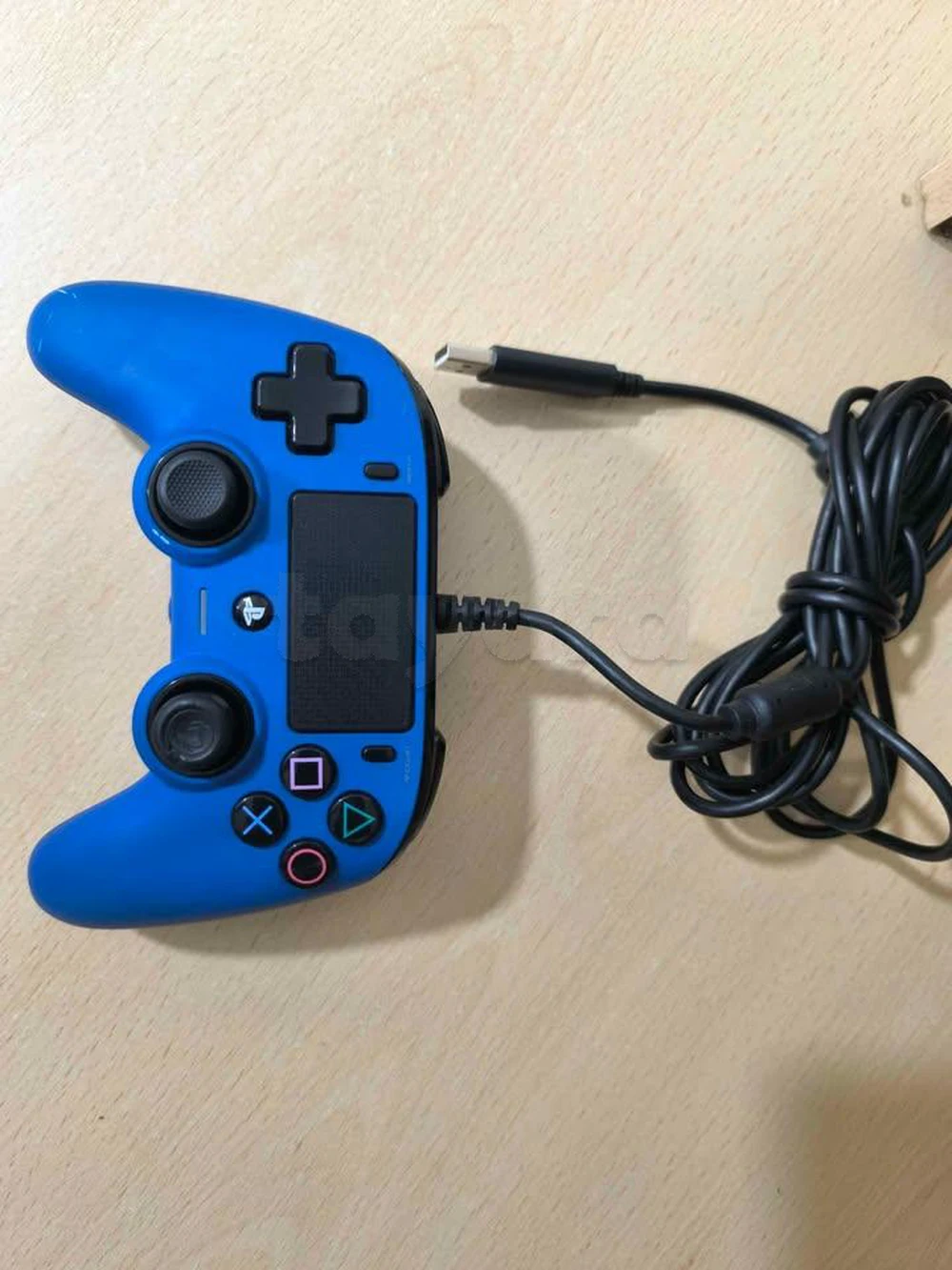 Manette flaire nacon compatible PC/PS4