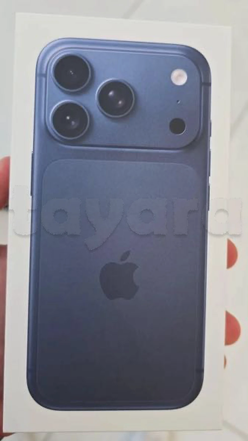 iphone 17 pro cacheté