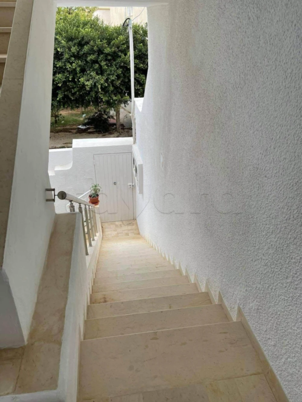 A louer étage de villa s+2 sahloul 1 sousse