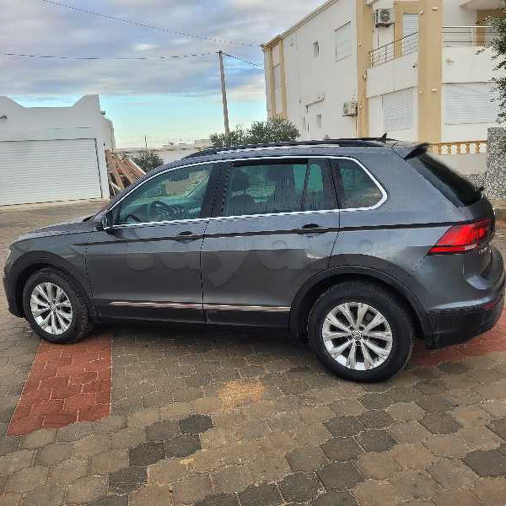 Carte voiture Volkswagen Tiguan